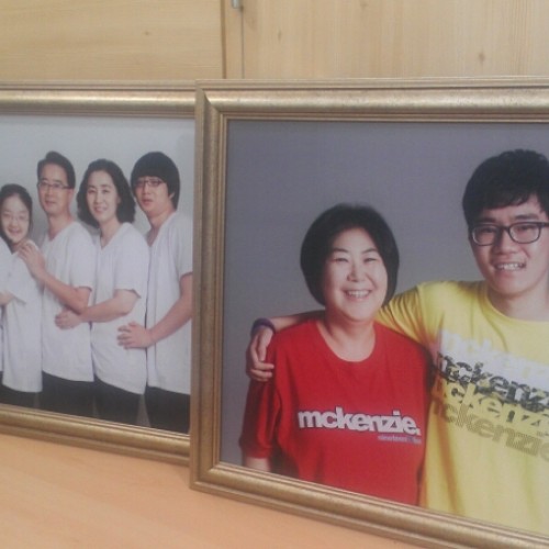 행복한가족 이벤트 액자전달